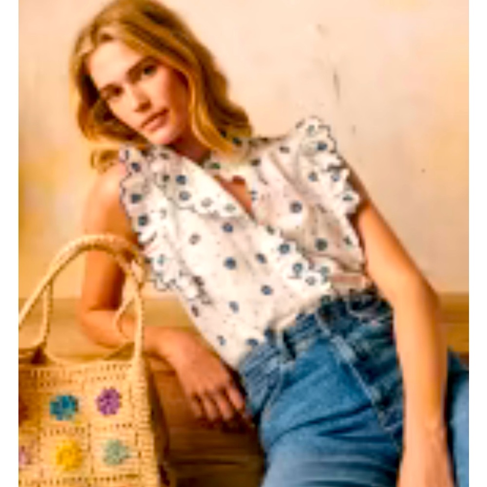 Sezane beautiful white top